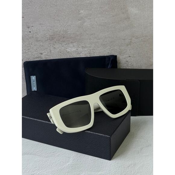NEW Prada PR D04SU Sunglasses in White $497 main image 7